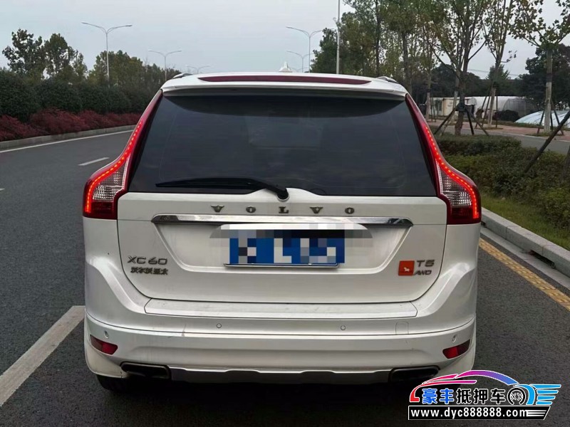 17年沃尔沃XC60轿车抵押车出售