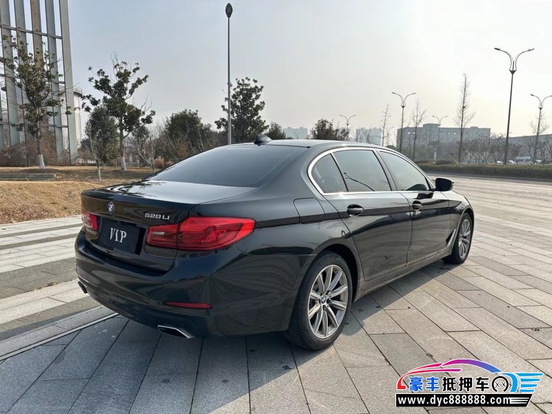 18年宝马5系轿车抵押车出售