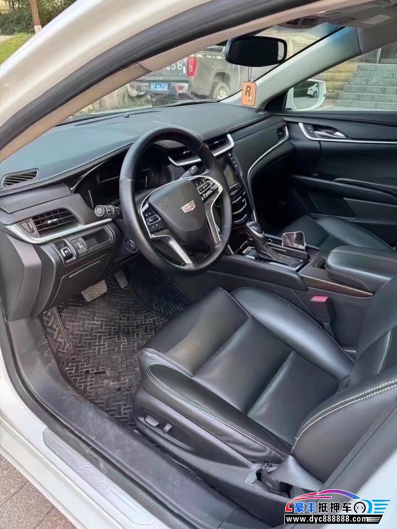 17年凯迪拉克XTS轿车抵押车出售