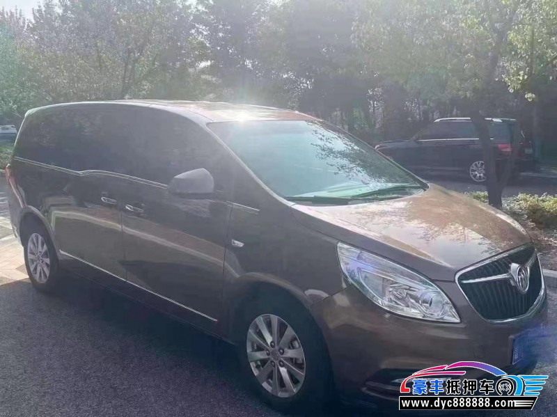 20年别克GL8轿车抵押车出售