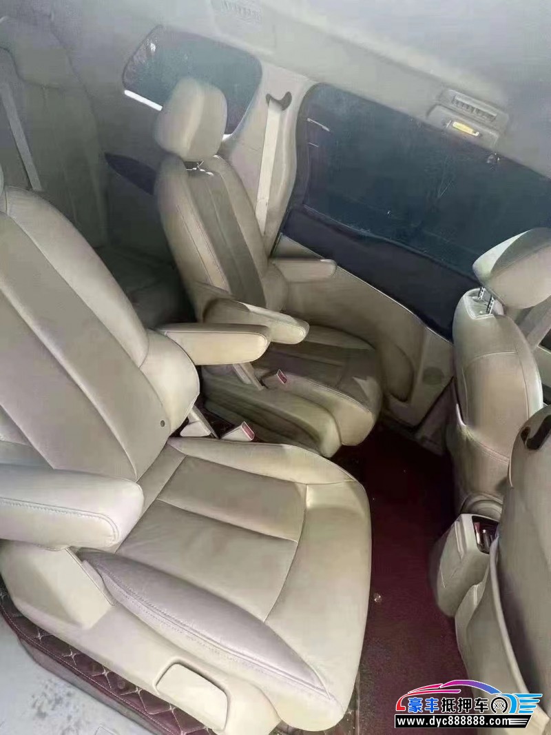 20年别克GL8轿车抵押车出售