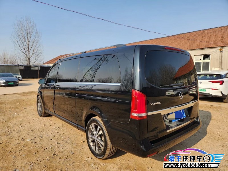 17年奔驰V轿车抵押车出售