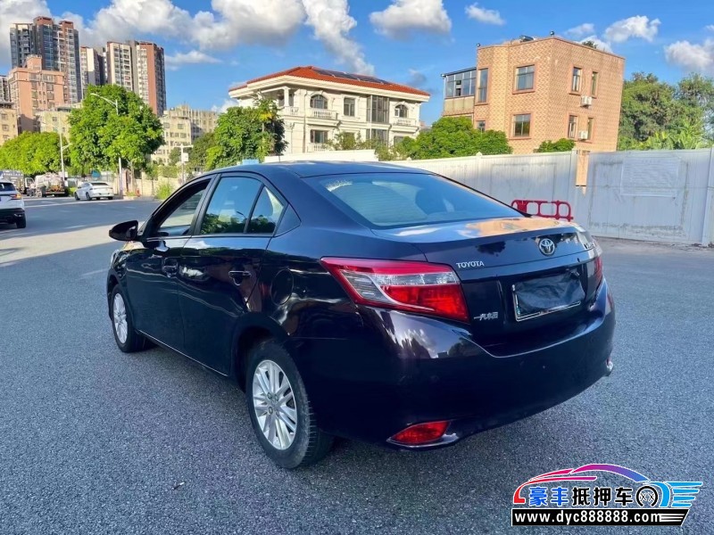 14年丰田威驰轿车抵押车出售