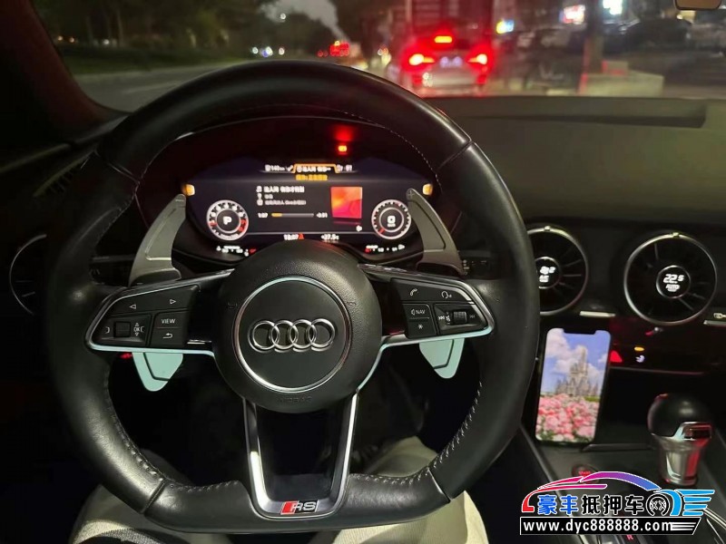 18年奥迪TT轿车抵押车出售