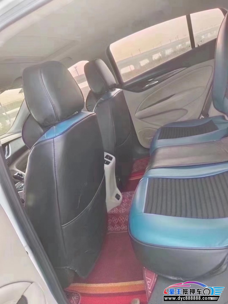 18年别克君威轿车抵押车出售