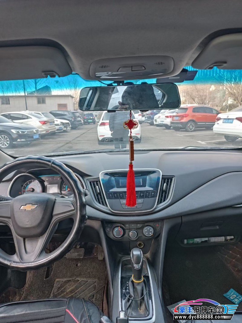 18年雪佛兰科沃兹轿车抵押车出售