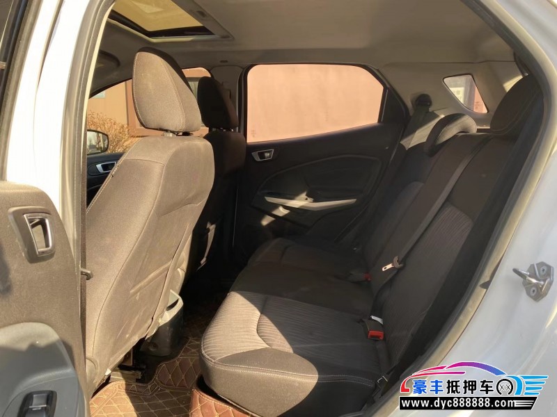 17年福特翼搏轿车抵押车出售