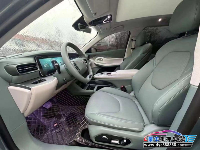 23年极狐阿尔法S轿车抵押车出售