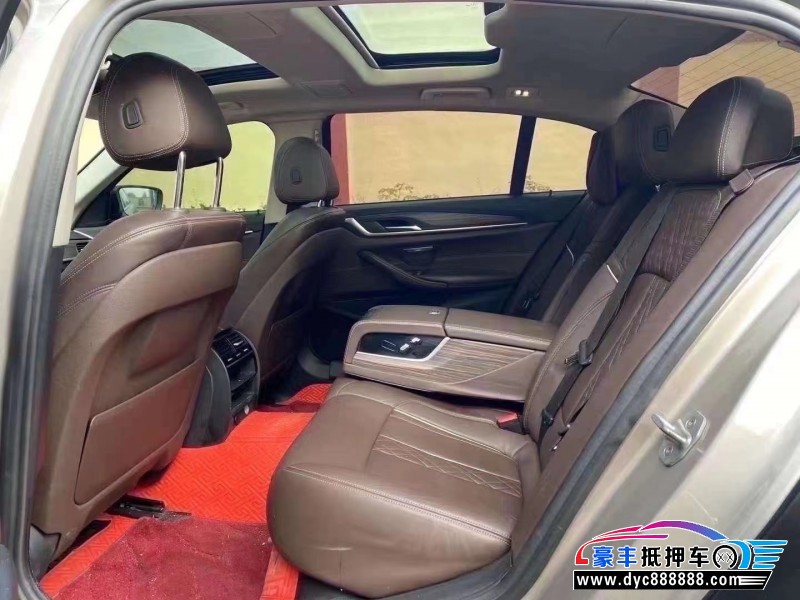 18年宝马5系轿车抵押车出售