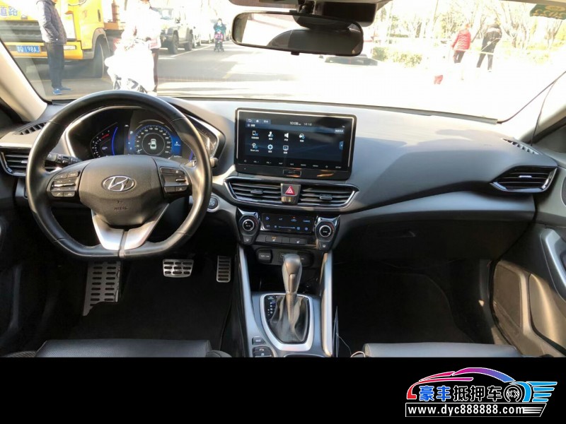 20年现代菲斯塔轿车抵押车出售