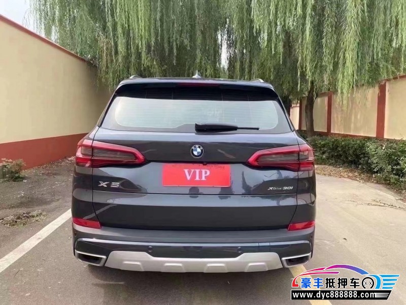 20年宝马X5轿车抵押车出售