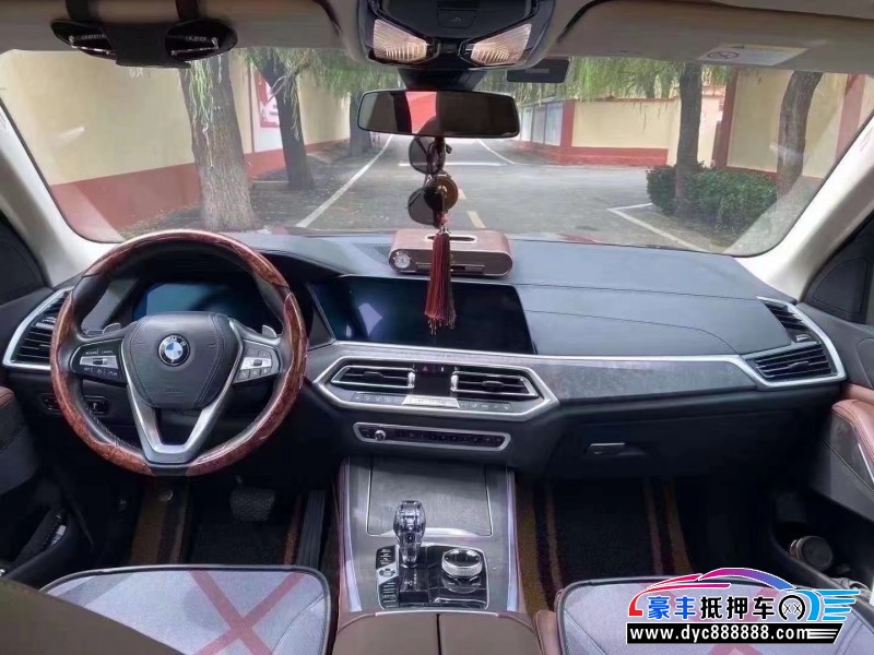 20年宝马X5轿车抵押车出售