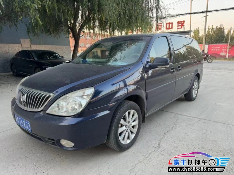 15年别克GL8轿车抵押车出售