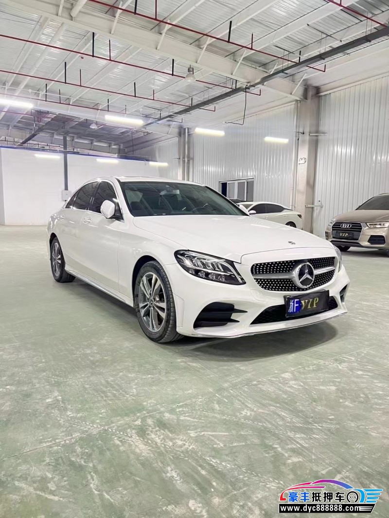 20年奔驰C轿车抵押车出售