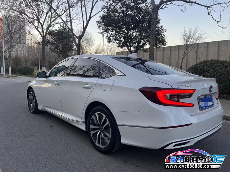 22年本田雅阁轿车抵押车出售