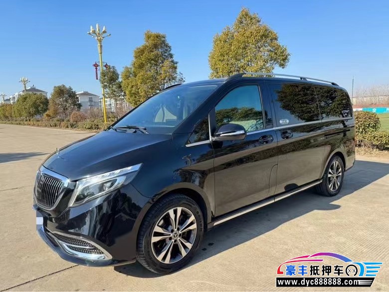 18年奔驰V轿车抵押车出售