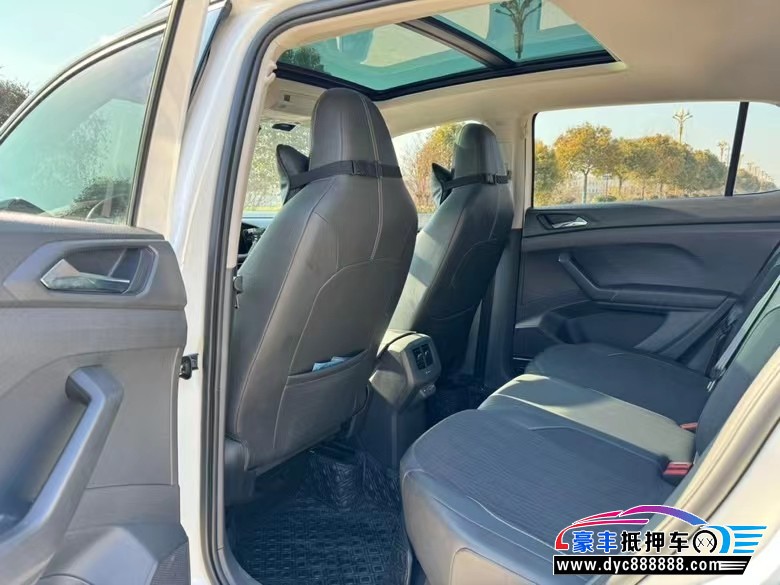 21年大众途凯轿车抵押车出售