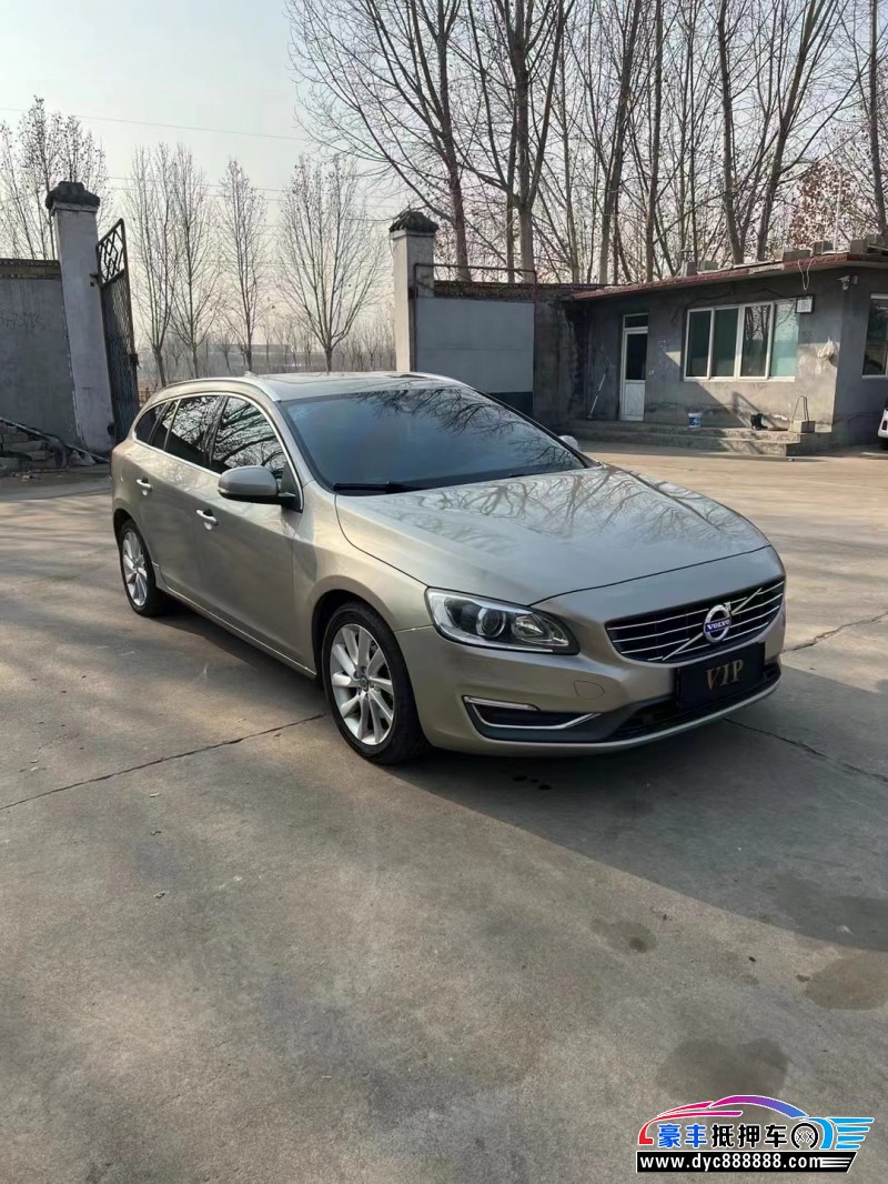 15年沃尔沃V60轿车抵押车出售