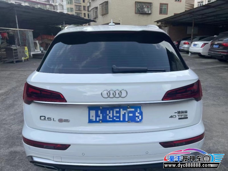 21年奥迪Q5轿车抵押车出售