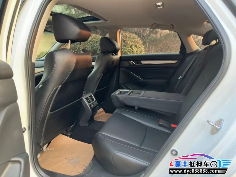 22年本田雅阁轿车抵押车出售