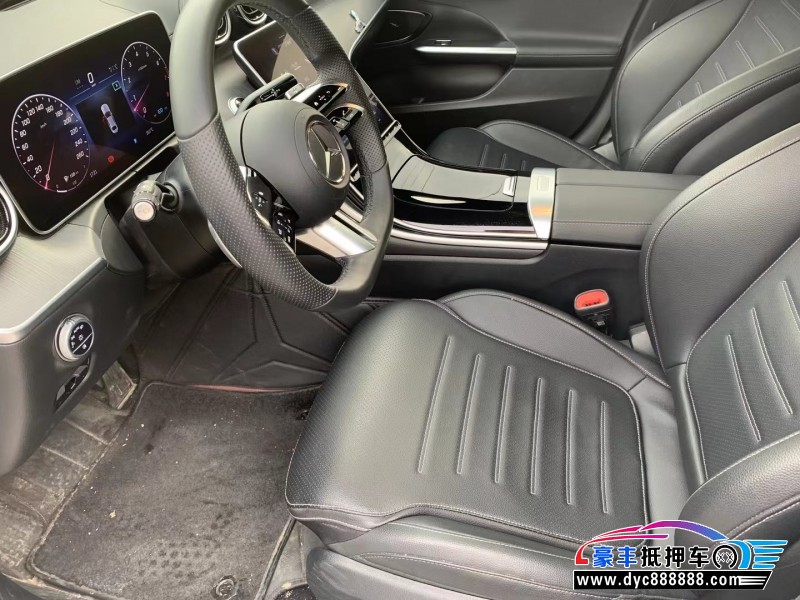 22年奔驰C轿车抵押车出售