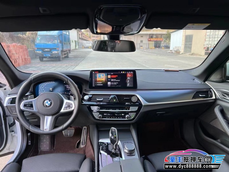 23年宝马5系轿车抵押车出售