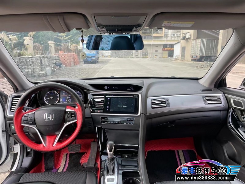 18年本田思铂睿轿车抵押车出售