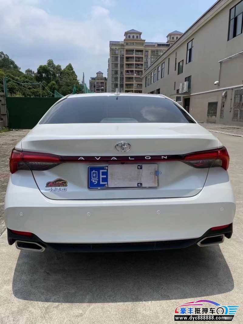 22年丰田亚洲龙轿车抵押车出售