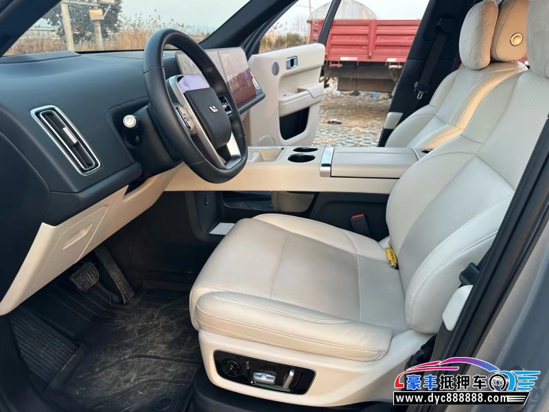 22年理想L9SUV抵押车出售