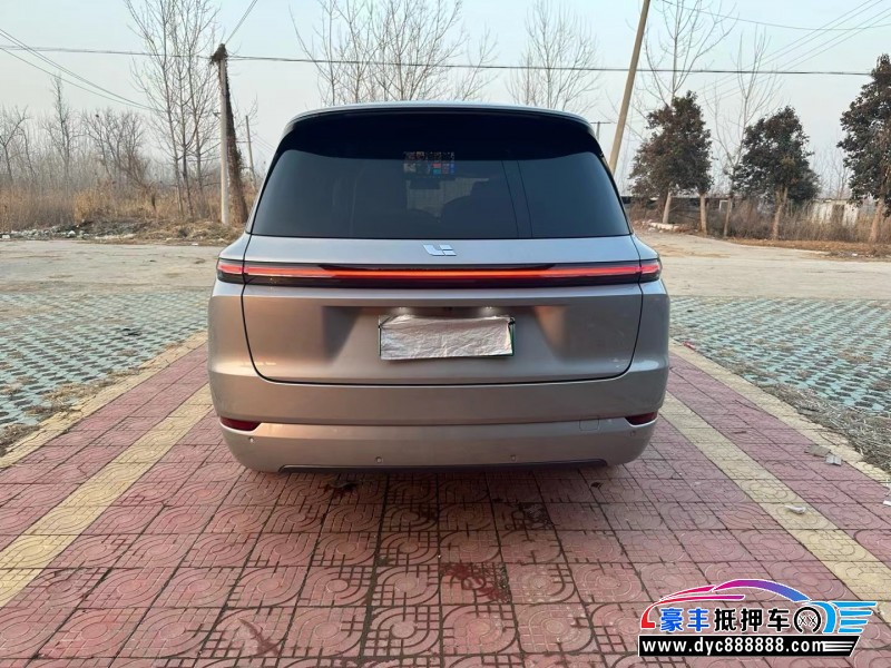 22年理想L9SUV抵押车出售