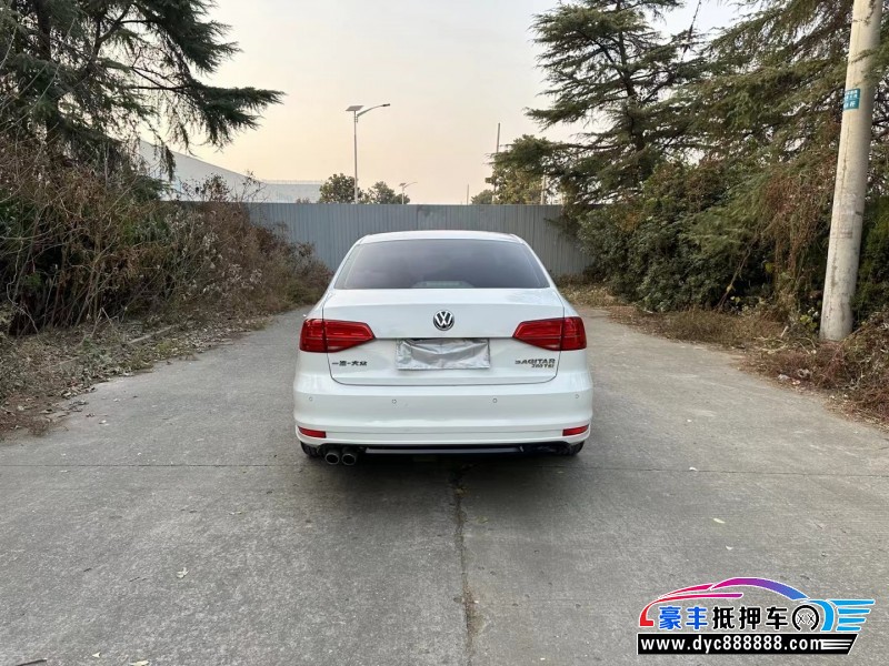 18年大众速腾轿车抵押车出售