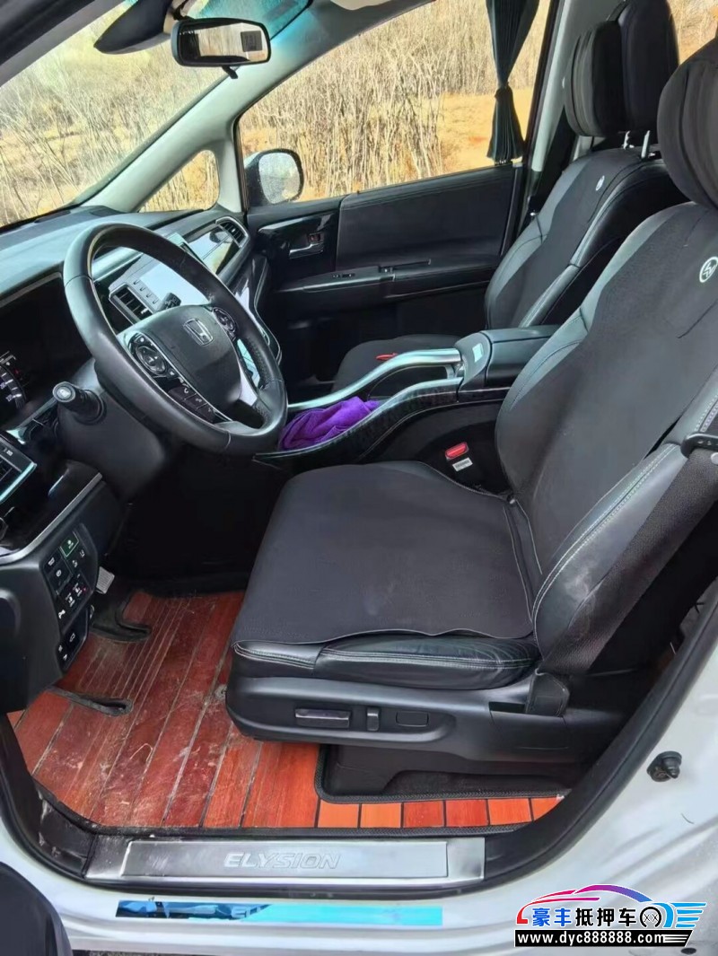 20年本田艾力绅轿车抵押车出售