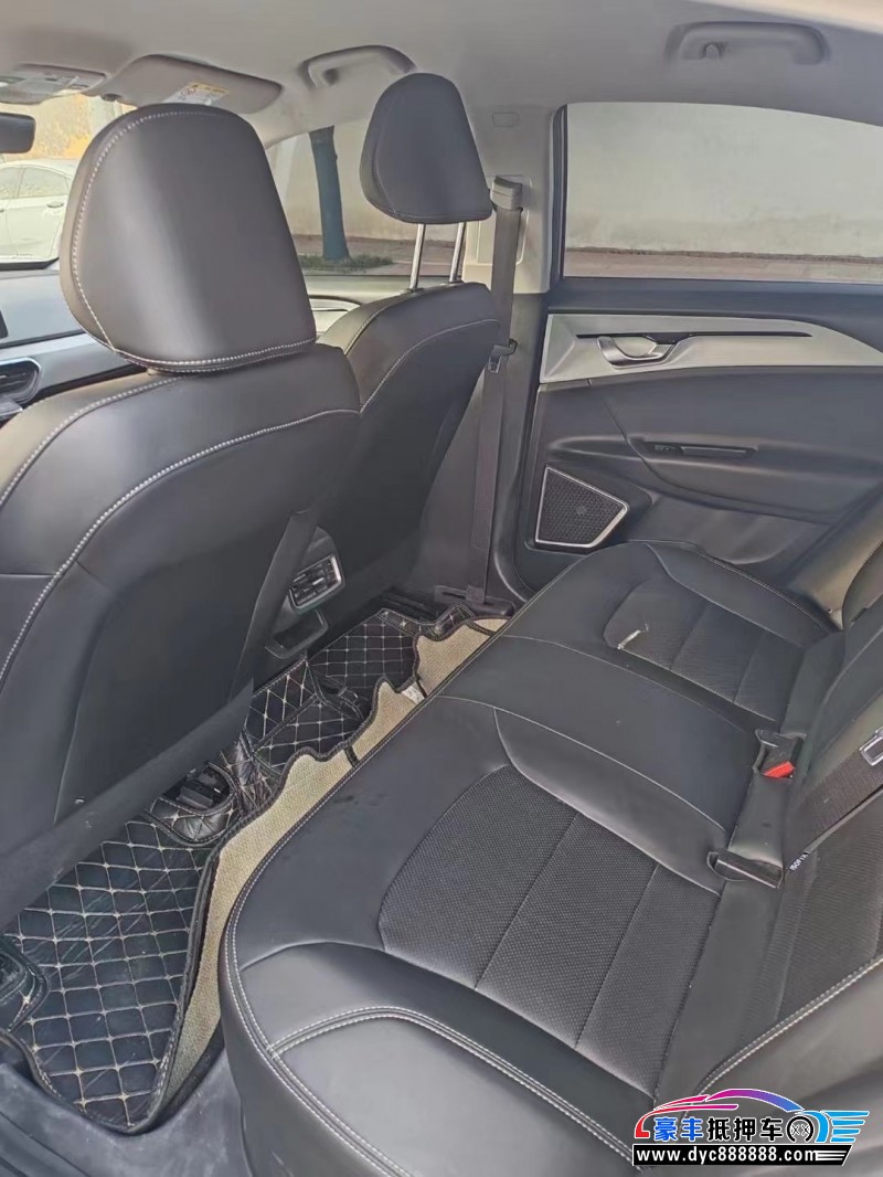 23年吉利几何轿车抵押车出售