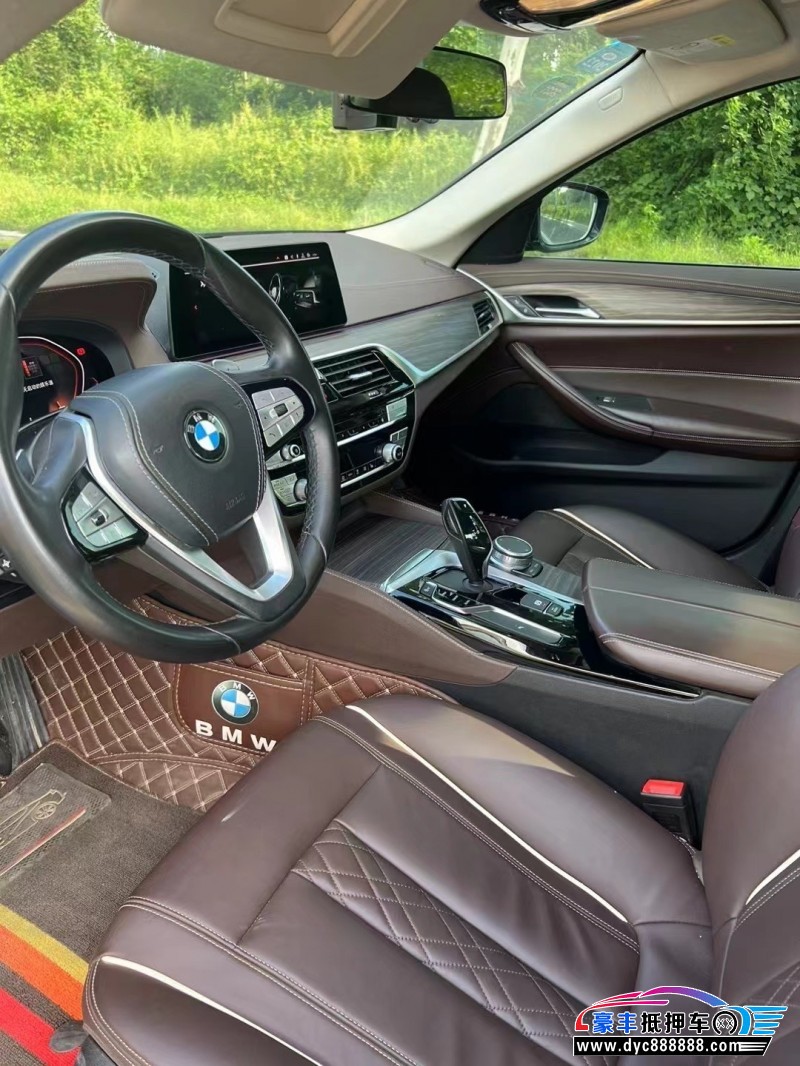 20年宝马5系轿车抵押车出售