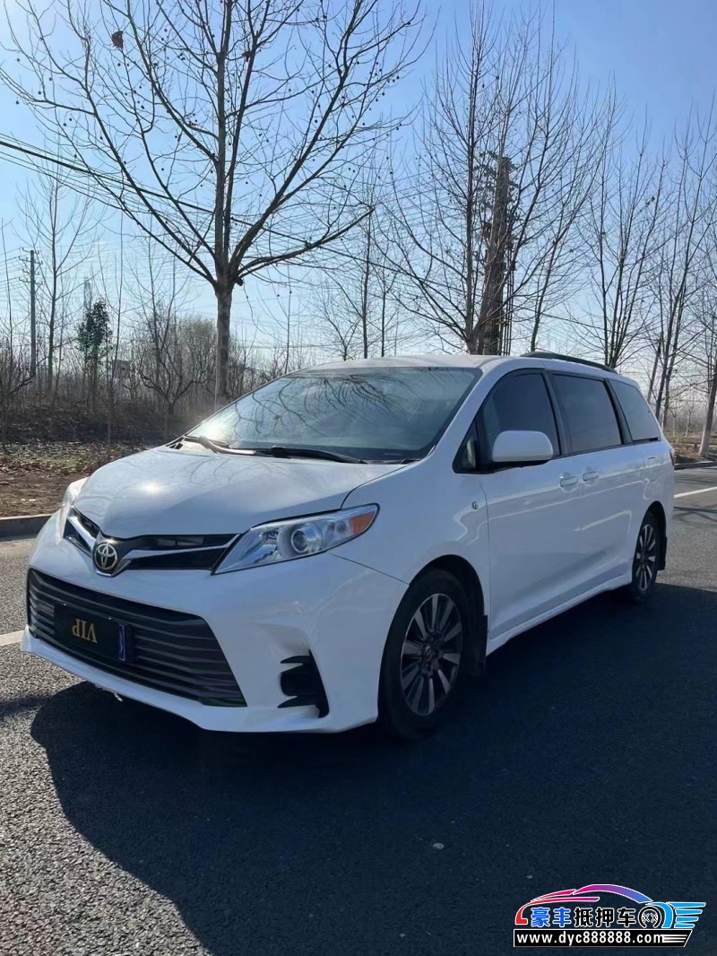 18年丰田塞纳轿车抵押车出售