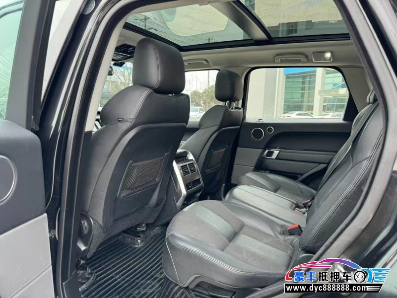 16年路虎揽胜运动轿车抵押车出售