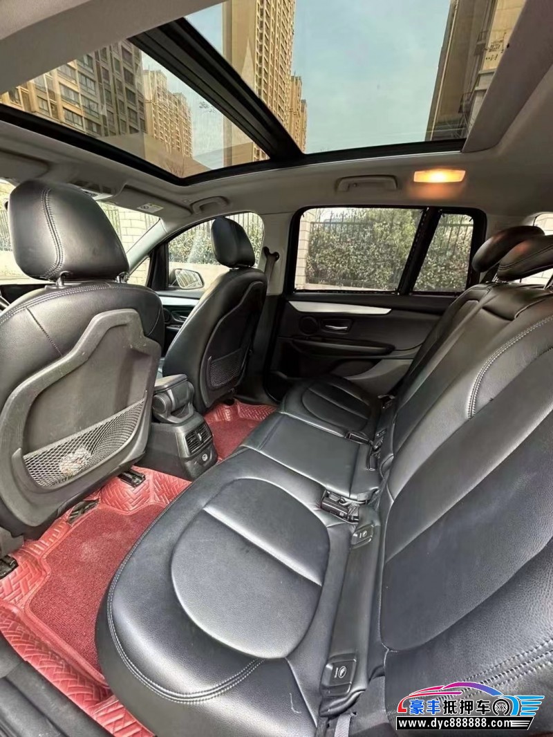 18年宝马2系轿车抵押车出售