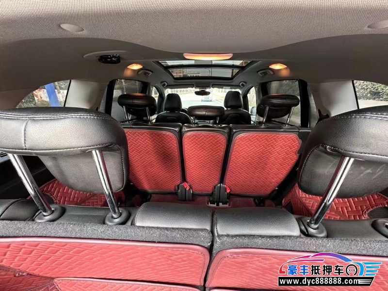 18年宝马2系轿车抵押车出售