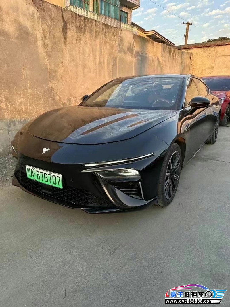 23年哪吒S轿车抵押车出售