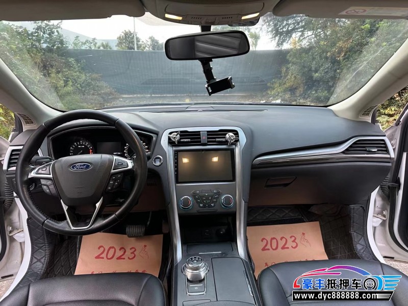 20年福特蒙迪欧轿车抵押车出售