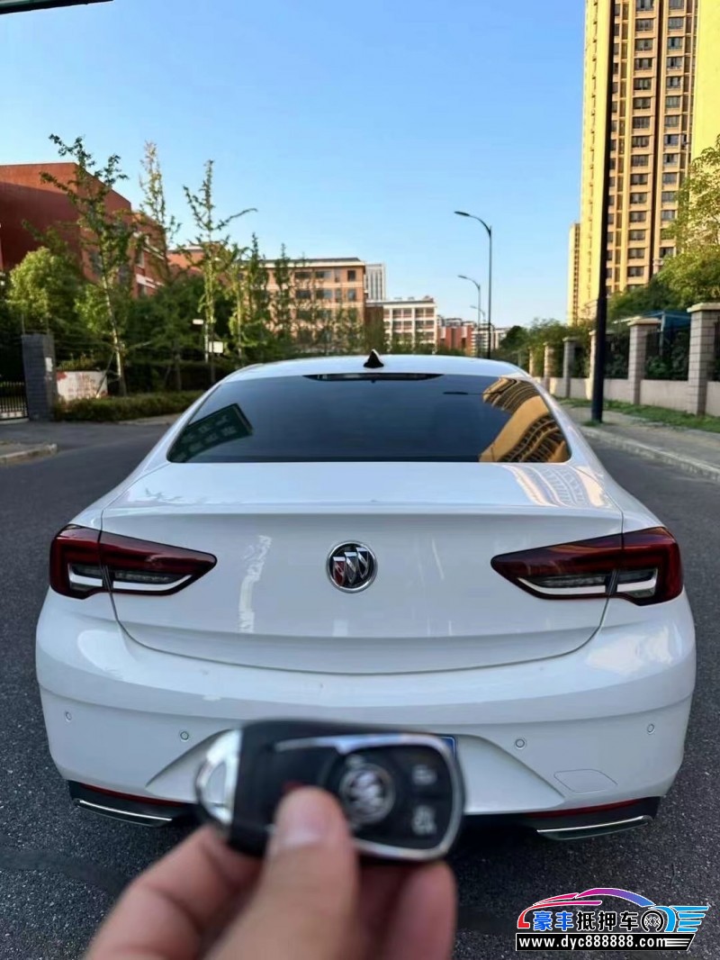 21年别克君威轿车抵押车出售