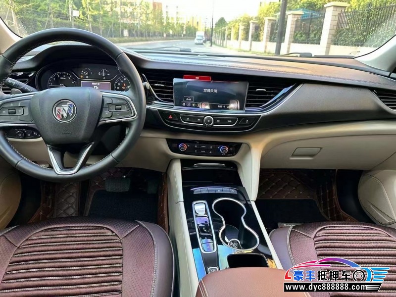 21年别克君威轿车抵押车出售