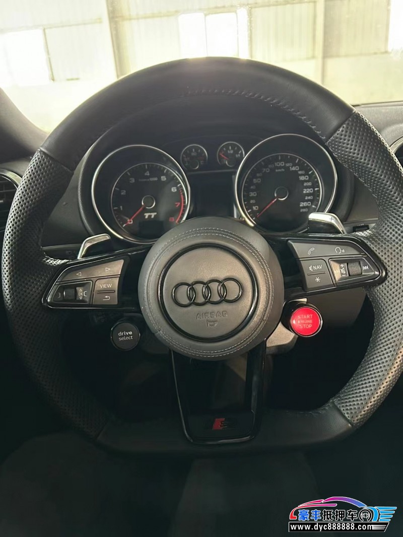 14年奥迪TT轿车抵押车出售