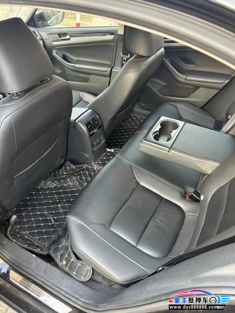 15年大众速腾轿车抵押车出售