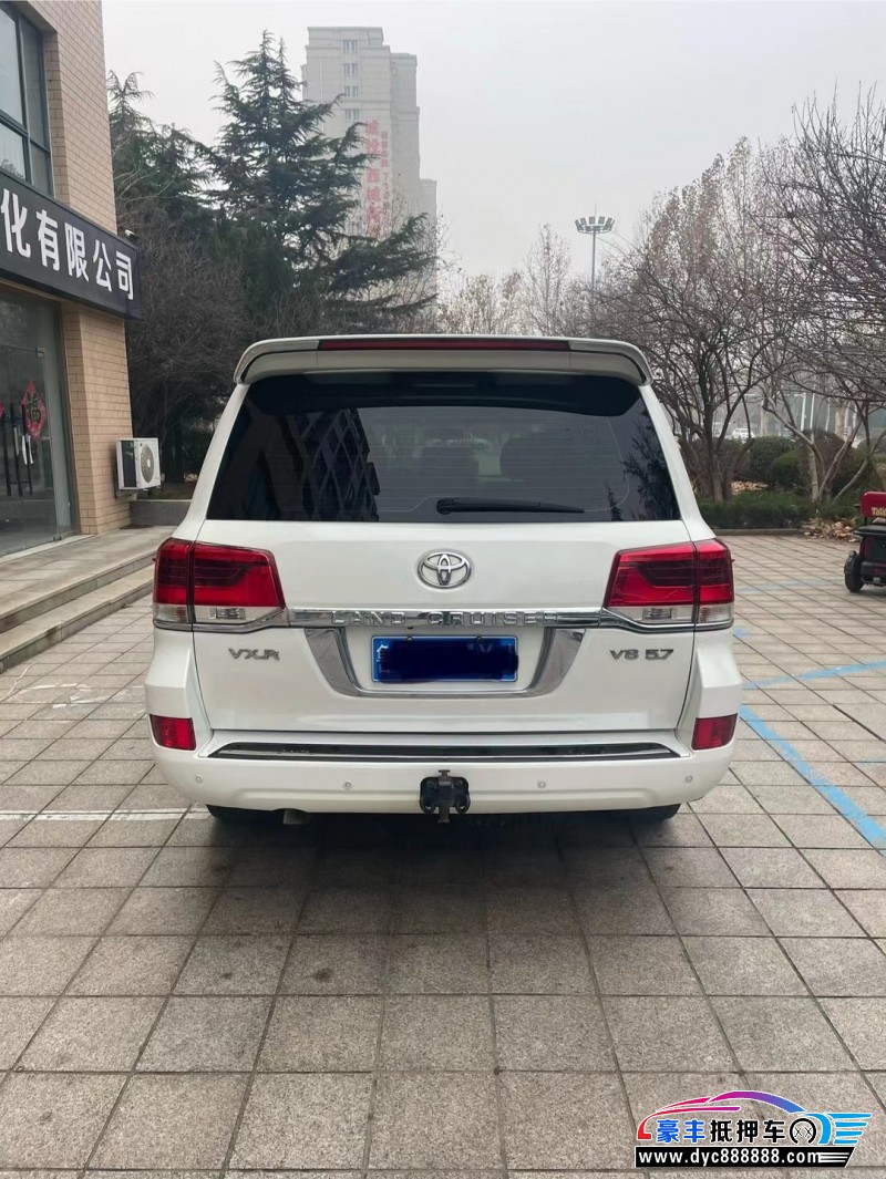 16年丰田兰德酷路泽轿车抵押车出售