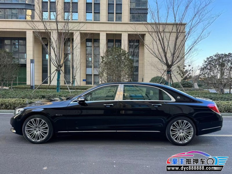 16年奔驰迈巴赫S级轿车抵押车出售