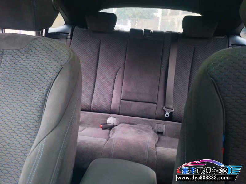 19年宝马4系轿车抵押车出售