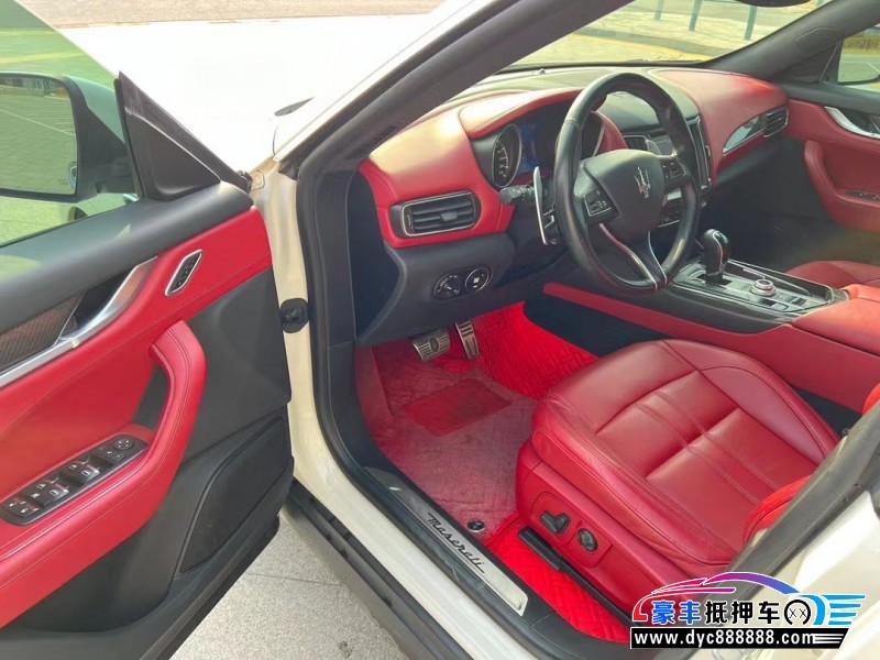 19年玛莎拉蒂莱万特轿车抵押车出售