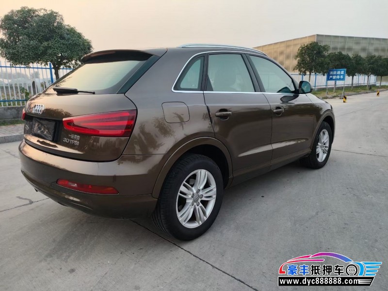 15年奥迪Q3轿车抵押车出售