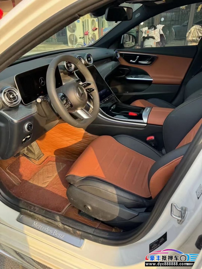 23年奔驰C轿车抵押车出售